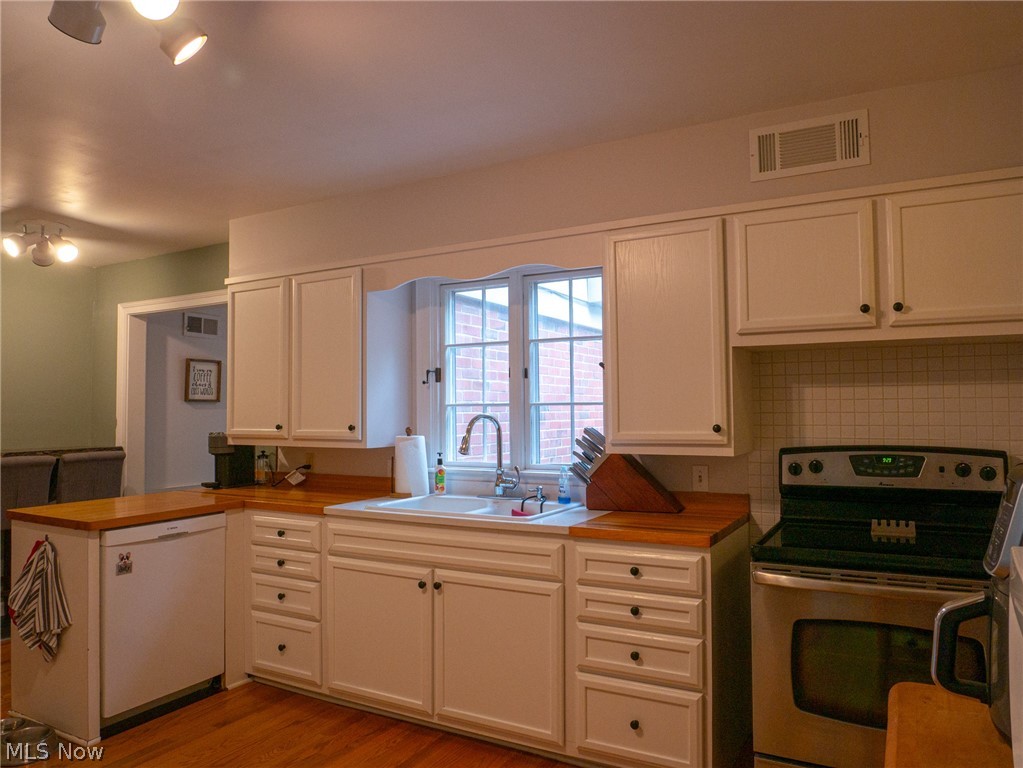 4110 Windsor Road Youngstown, OH 44512 - Photo 6 of 30 Gallery Image 6