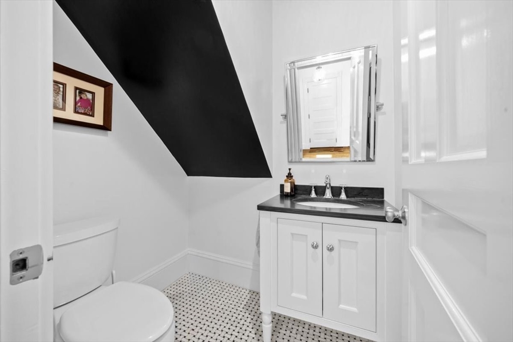 93 Main Street Hingham, MA 02043 - Photo 15 of 42