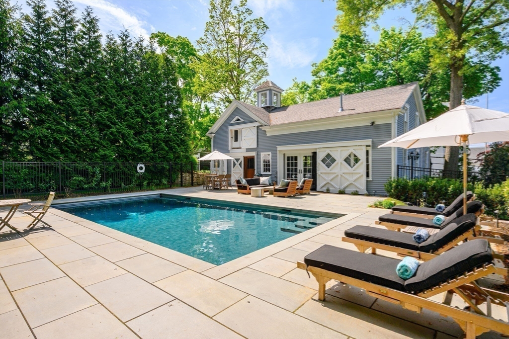 93 Main Street Hingham, MA 02043 - Photo 30 of 42