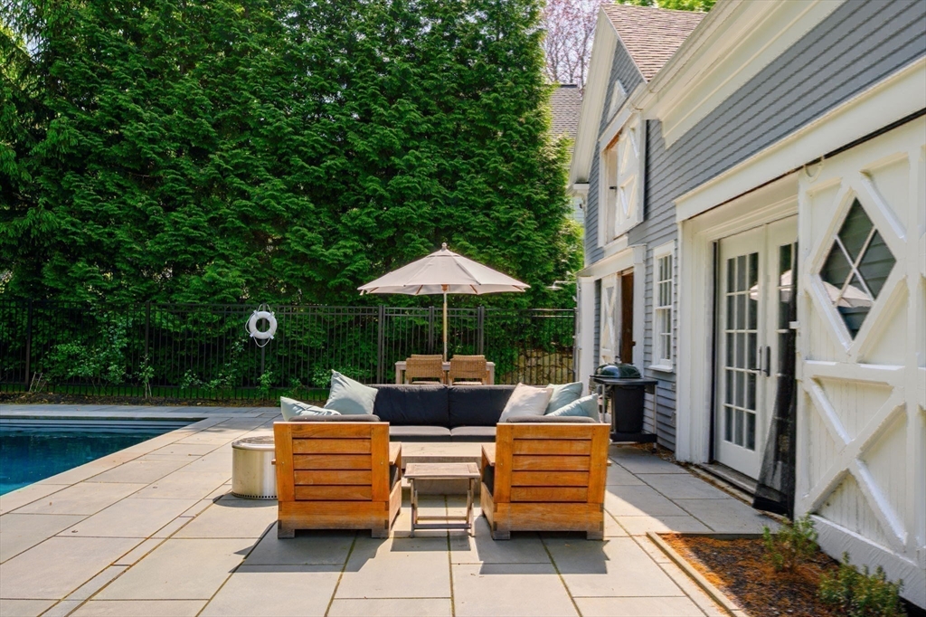 93 Main Street Hingham, MA 02043 - Photo 33 of 42