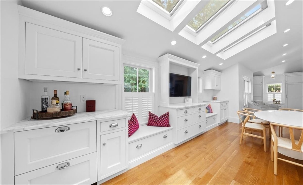 93 Main Street Hingham, MA 02043 - Photo 9 of 42