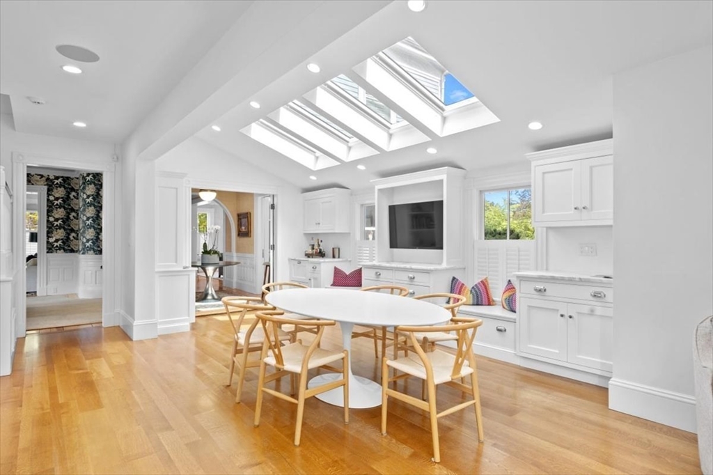 93 Main Street Hingham, MA 02043 - Photo 10 of 42