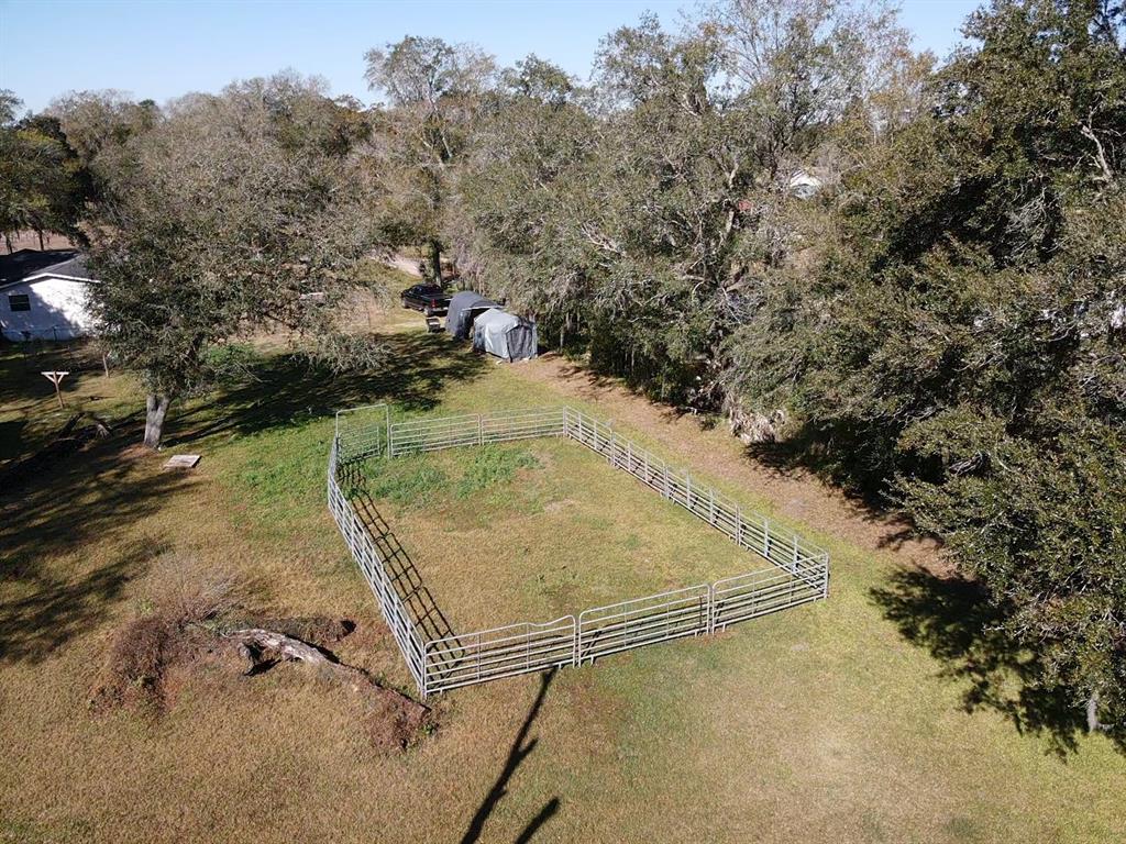 5614 Watson Road Riverview, FL 33578 - Photo 11 of 16 a view of a indoor basketball court
