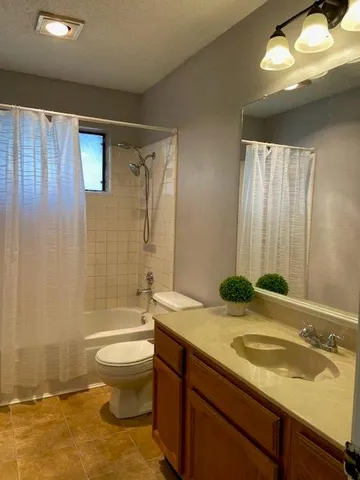 $2,250 | 7808 Slater Trail, Plano, TX 75025