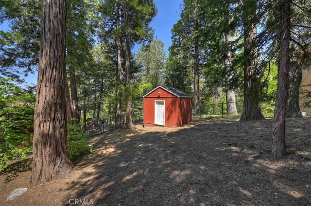 349 Castle Gate Road Lake Arrowhead, CA 92352 - Photo 64 of 73