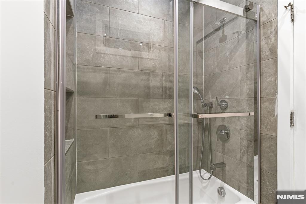 12 Dempsey Avenue, Unit A Edgewater, NJ 07020 - Photo 13 of 22