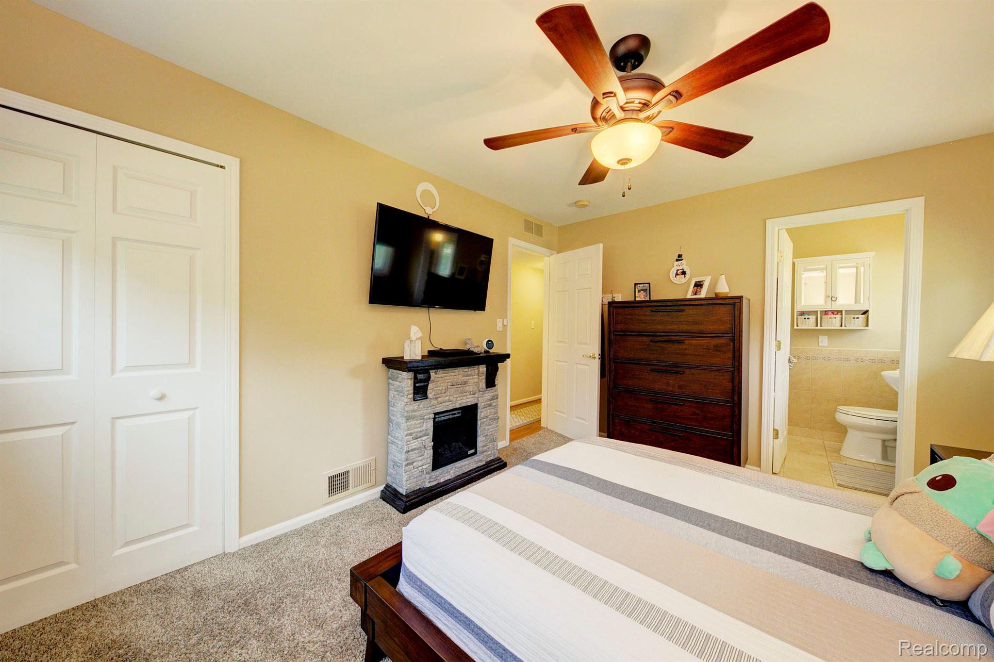 40539 West 10 Mile Road Novi, MI 48375 - Photo 20 of 29 Gallery Image 20