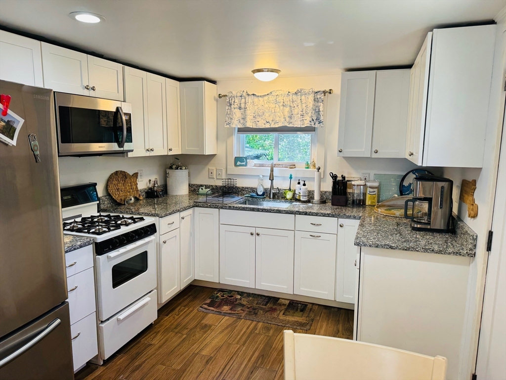 262 Old Wharf Road, Unit 84 Dennis Port, MA 02639 - Photo 5 of 39 Gallery Image 5