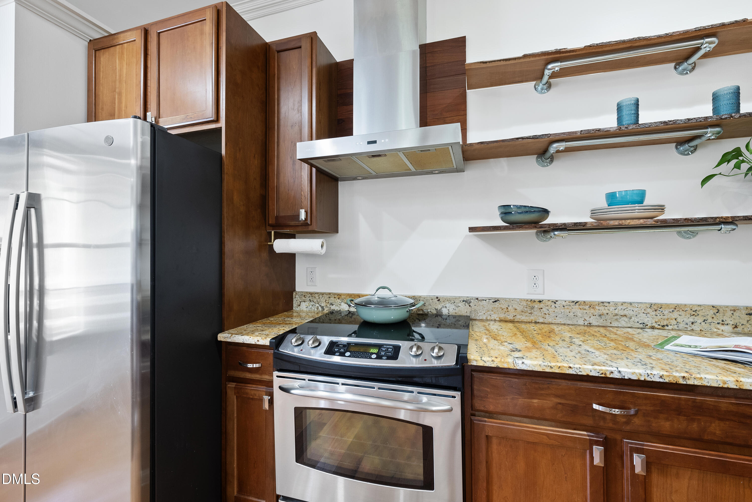 523 East Edenton Street Raleigh, NC 27601 - Photo 15 of 40 DSC01186