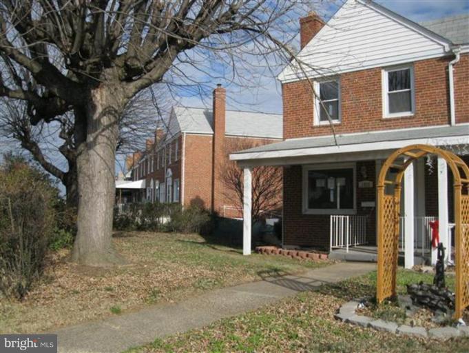 1929 Eastfield Road Dundalk, MD 21222 - Photo 1 of 7 Exterior (Main)