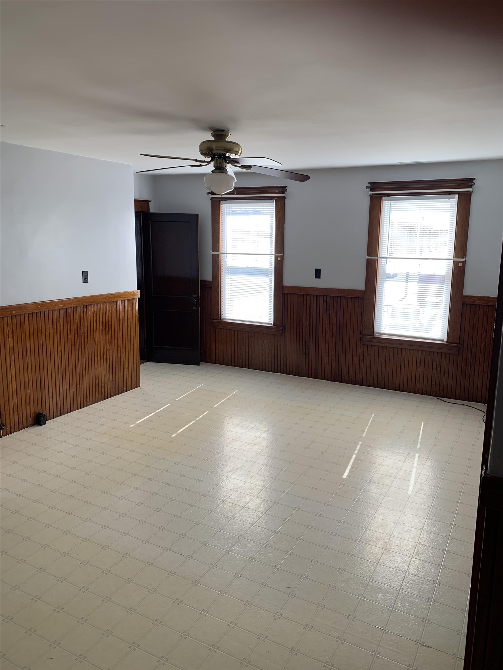 152 Maple Street Manchester, NH 03103 - Photo 16 of 29 Gallery Image 16