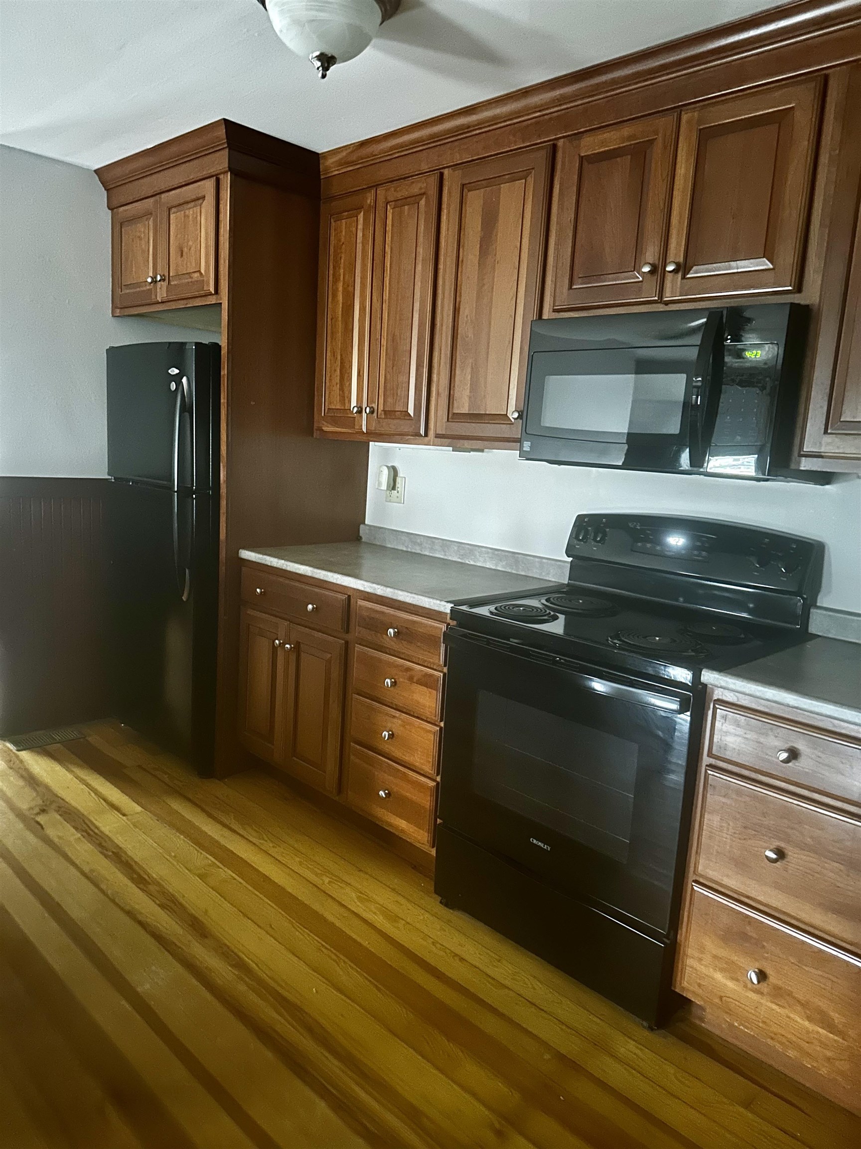 152 Maple Street Manchester, NH 03103 - Photo 26 of 29 Gallery Image 26