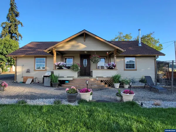 $855,000 | 38591 Gilkey Road, Scio, OR 97374
