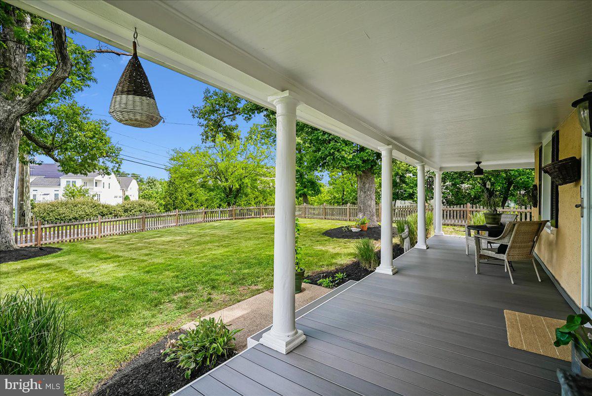 43655 Hay Road Ashburn, VA 20147 - Photo 6 of 68 Relax and Unwind on the Front Porch