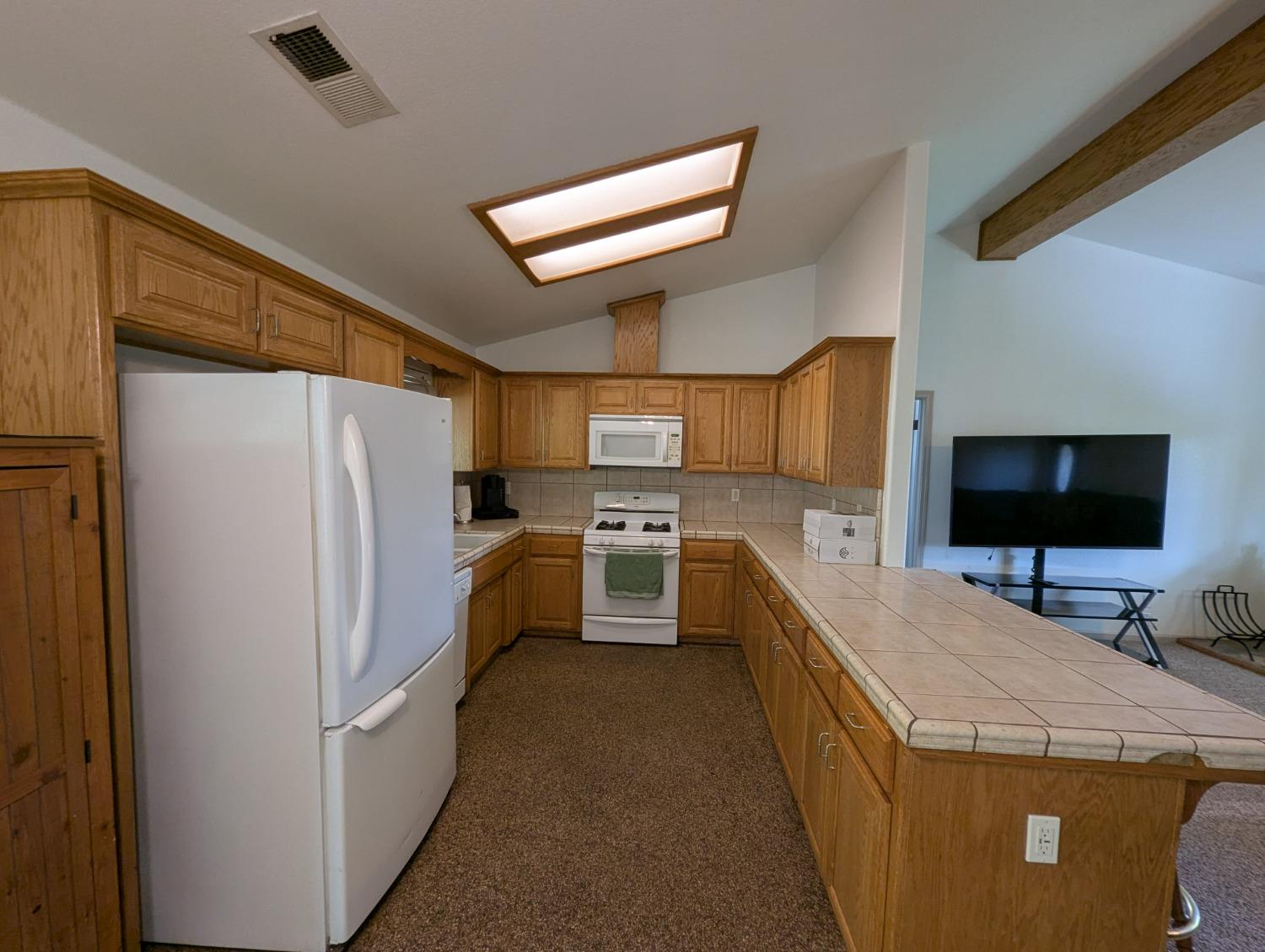 47232 Creekside Road Yokuts Valley, CA 93675 - Photo 12 of 40 Gallery Image 12