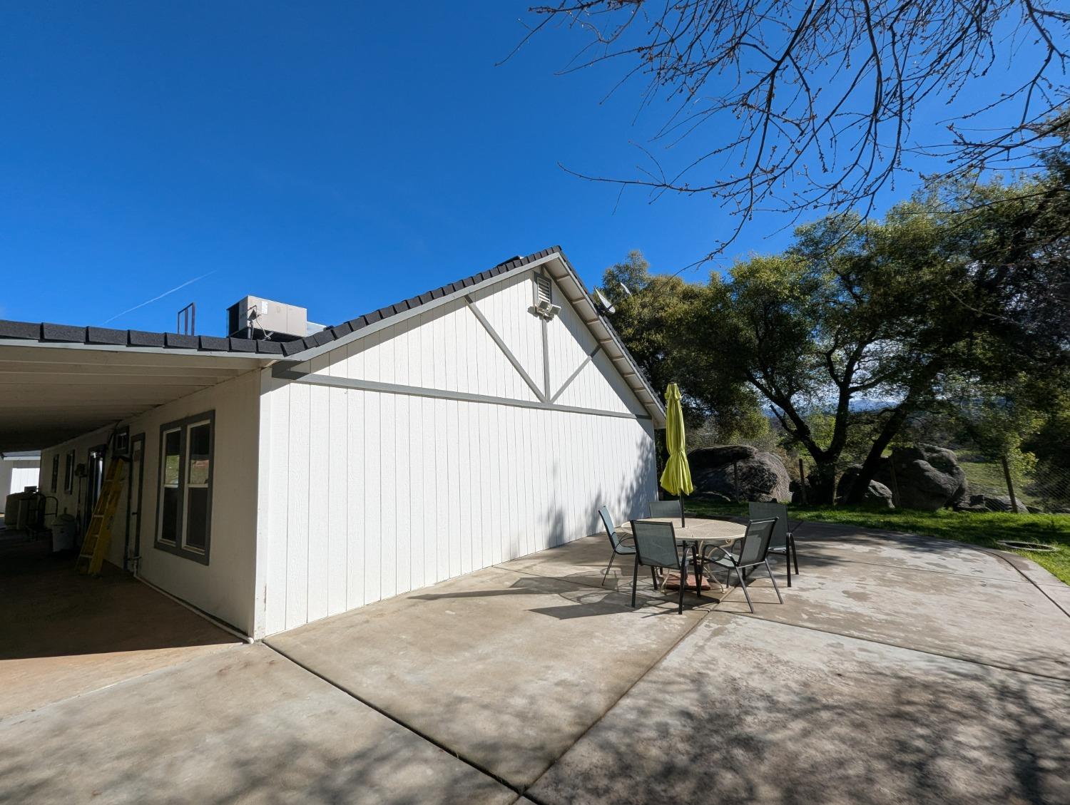 47232 Creekside Road Yokuts Valley, CA 93675 - Photo 27 of 40 Gallery Image 27
