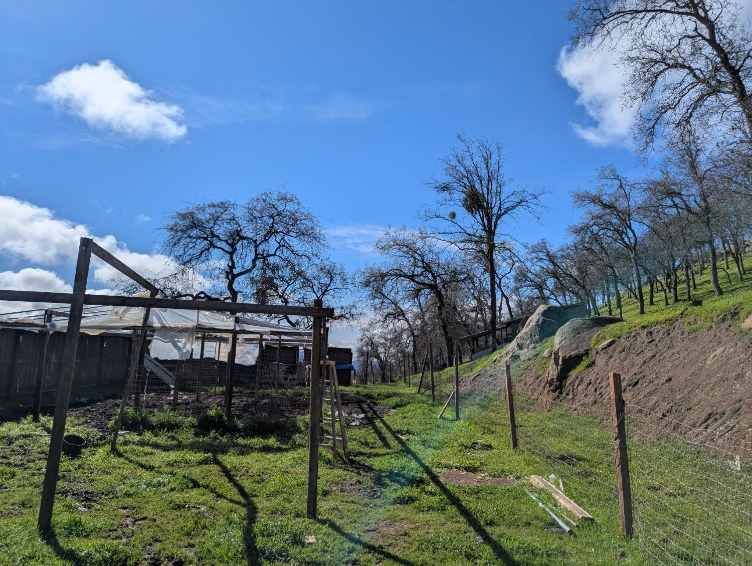 47232 Creekside Road Yokuts Valley, CA 93675 - Photo 35 of 40 Gallery Image 35
