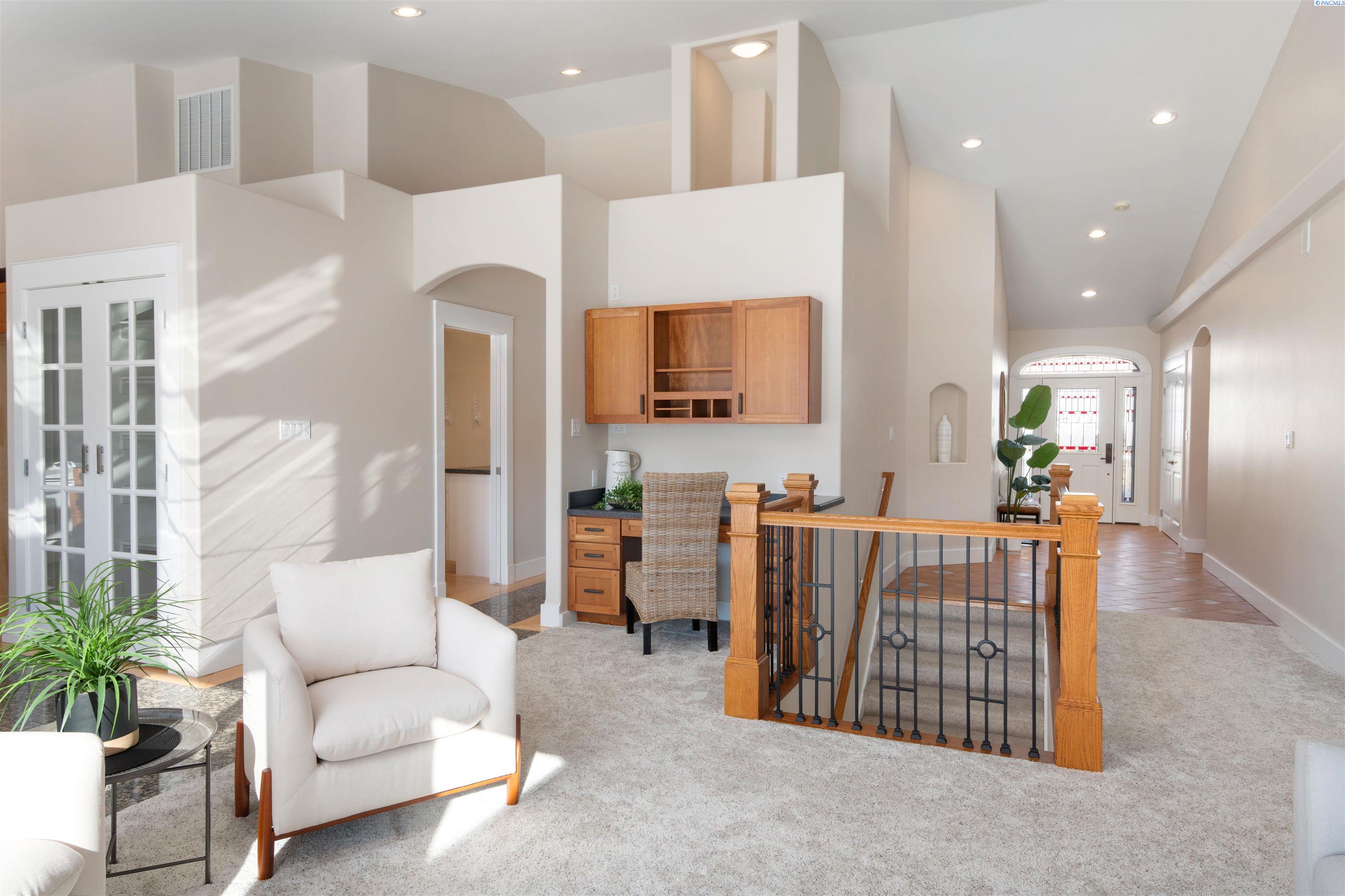 97801 East Ridgeview Drive Kennewick, WA 99338 - Photo 5 of 50 Gallery Image 5