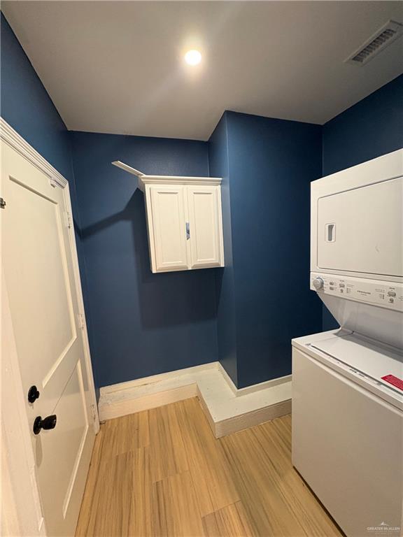 1651 Michigan Avenue Port Isabel, TX 78578 - Photo 12 of 17 a view of a hallway with washer and dryer