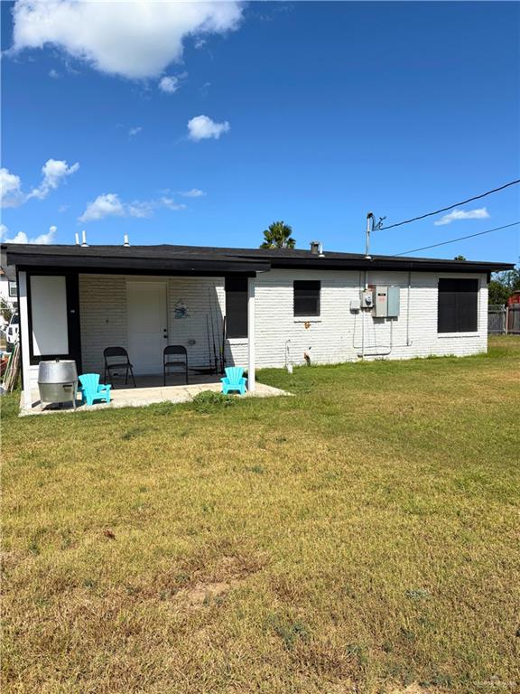 1651 Michigan Avenue Port Isabel, TX 78578 - Photo 13 of 17 a view of a kitchen with a sink