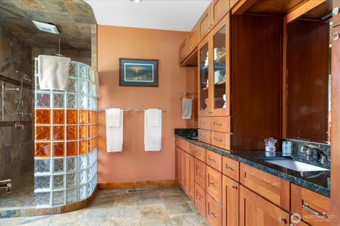 $2,750,000 | 4764 Black Walnut Terrace, Clinton, WA 98236
