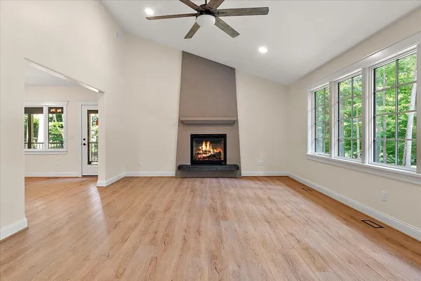 $878,000 | 8806 Lakewood Trail, Berrien Center, MI 49102