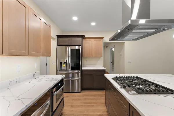 $898,000 | 8806 Lakewood Trail, Berrien Center, MI 49102