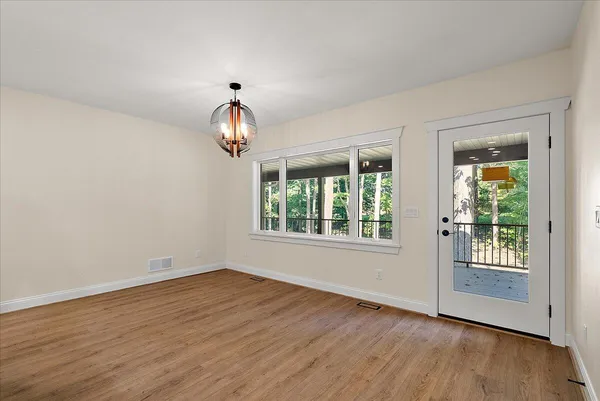 $878,000 | 8806 Lakewood Trail, Berrien Center, MI 49102