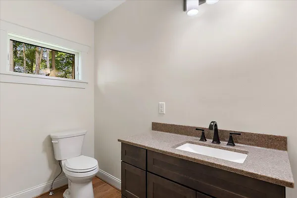 $898,000 | 8806 Lakewood Trail, Berrien Center, MI 49102