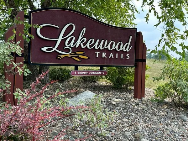 $878,000 | 8806 Lakewood Trail, Berrien Center, MI 49102
