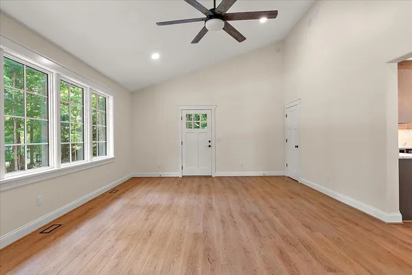 $898,000 | 8806 Lakewood Trail, Berrien Center, MI 49102