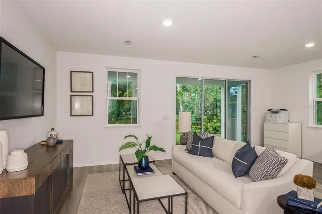 $483,425 | 1641 Greenleaf Wds Cove, Oviedo, FL 32765