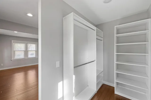 $2,595 | 3409 West 50th Street, Minneapolis, MN 55410