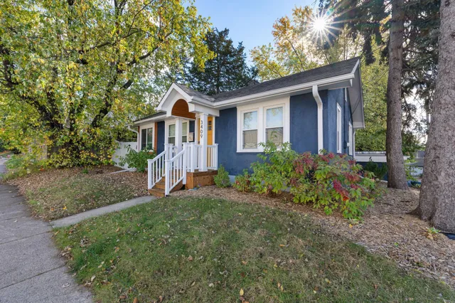 $2,595 | 3409 West 50th Street, Minneapolis, MN 55410