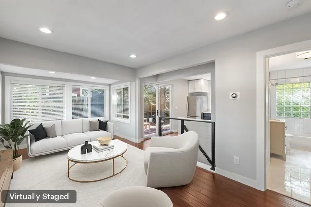 $2,595 | 3409 West 50th Street, Minneapolis, MN 55410