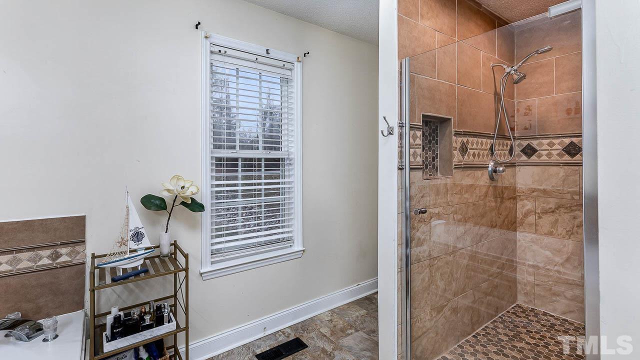 5701 Neuse Street Raleigh, NC 27610 - Photo 9 of 26 Gallery Image 9