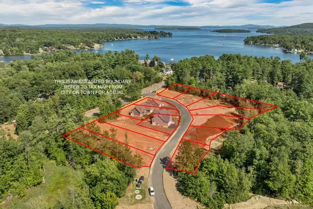 $195,000 | 293 Sterling Drive, Laconia, NH 03246