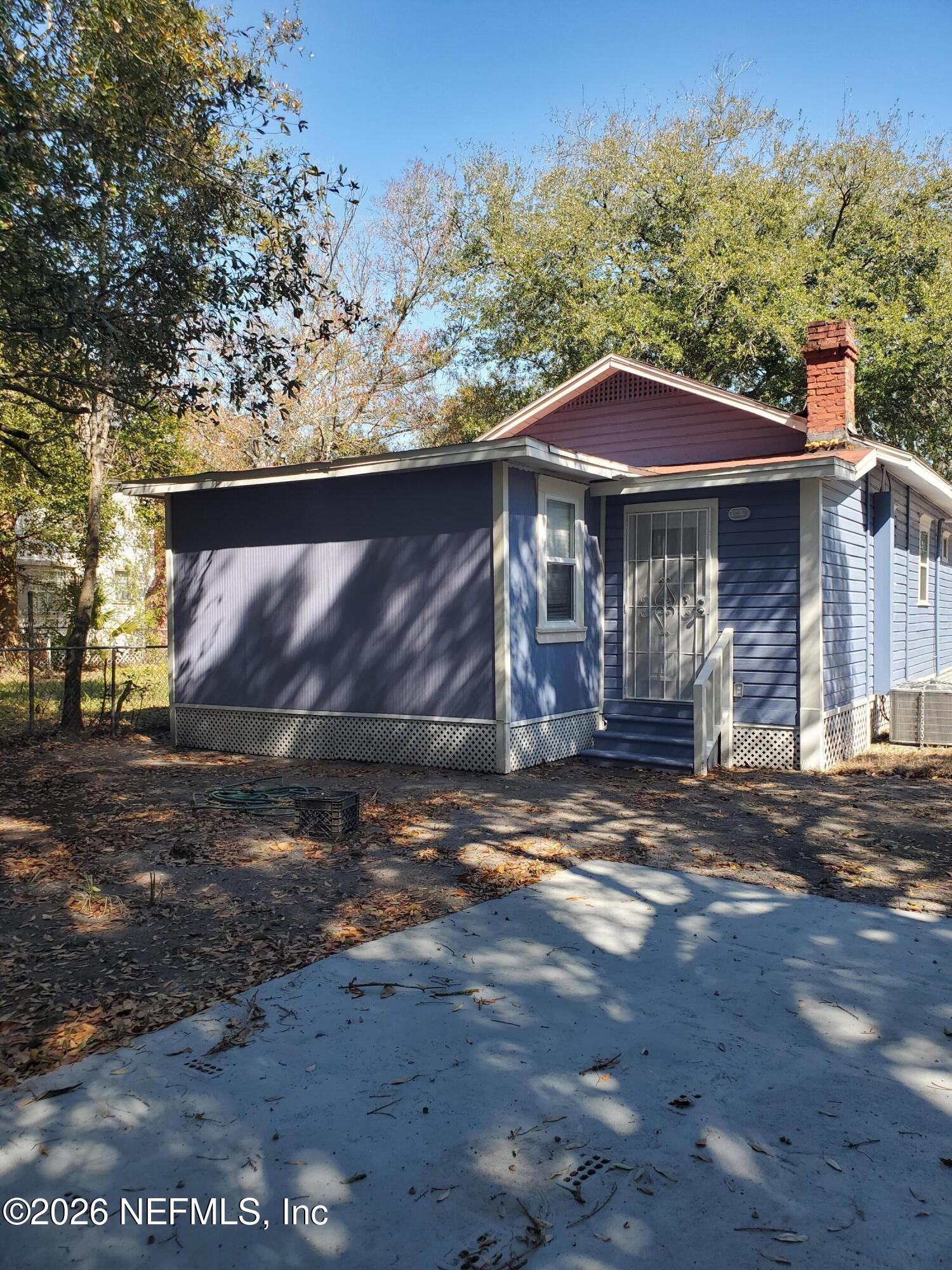 2044 Mt Herman Street Jacksonville, FL 32209 - Photo 15 of 15 20260213_123138