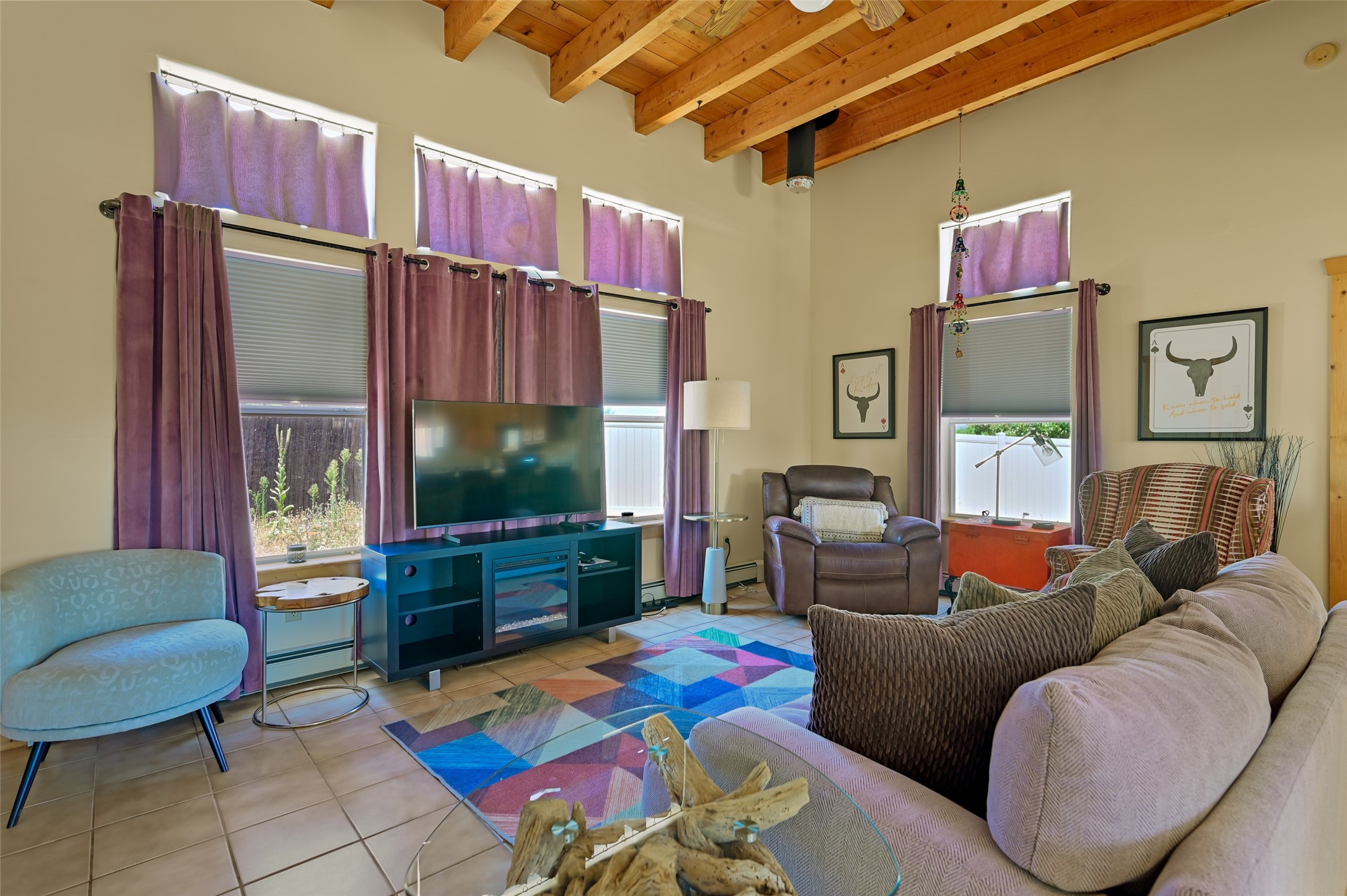 7516 Sagebrush Road Santa Fe, NM 87507 - Photo 3 of 27 Comfortable living space