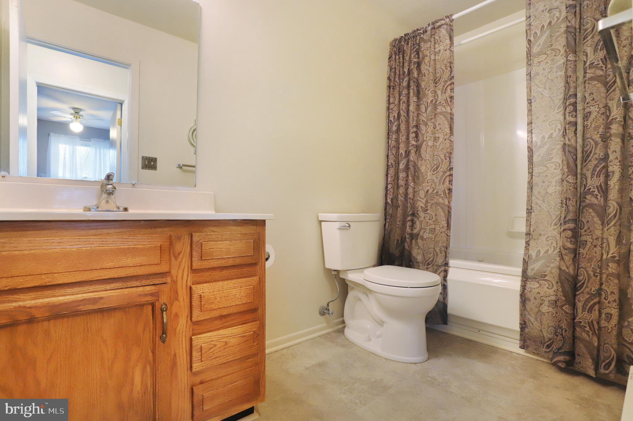 14848 Mercersburg Road Clear Spring, MD 21722 - Photo 20 of 46 Bathroom 2-Full with jetted tub