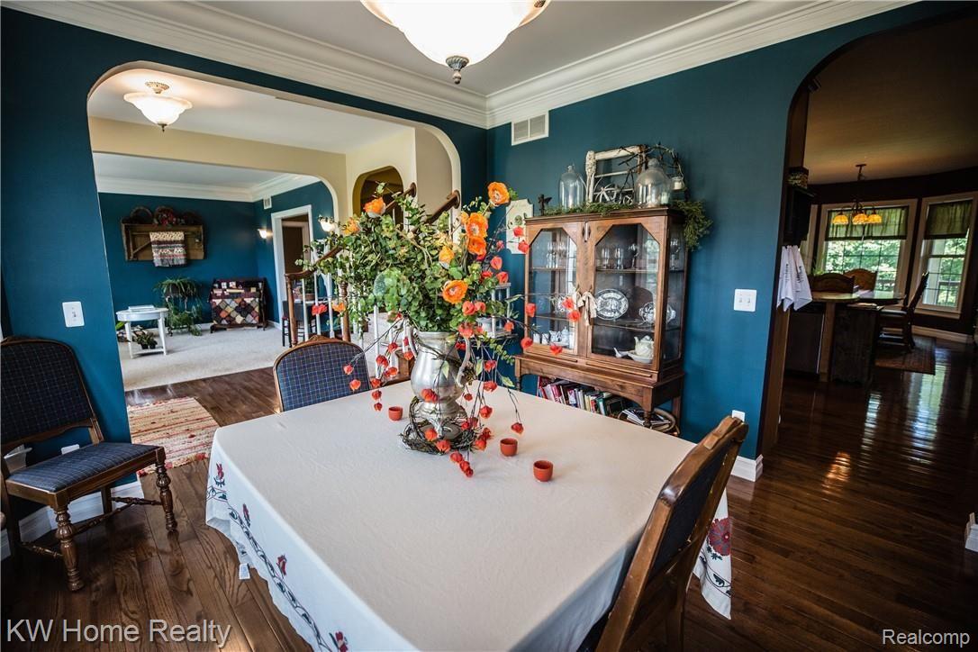 12988 Hummingbird Ridge Davisburg, MI 48350 - Photo 11 of 55 Formal Dinning room