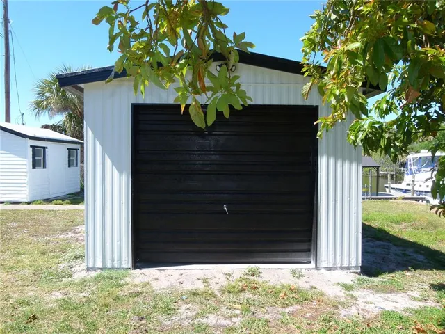 a view of outdoor space with mountain view
