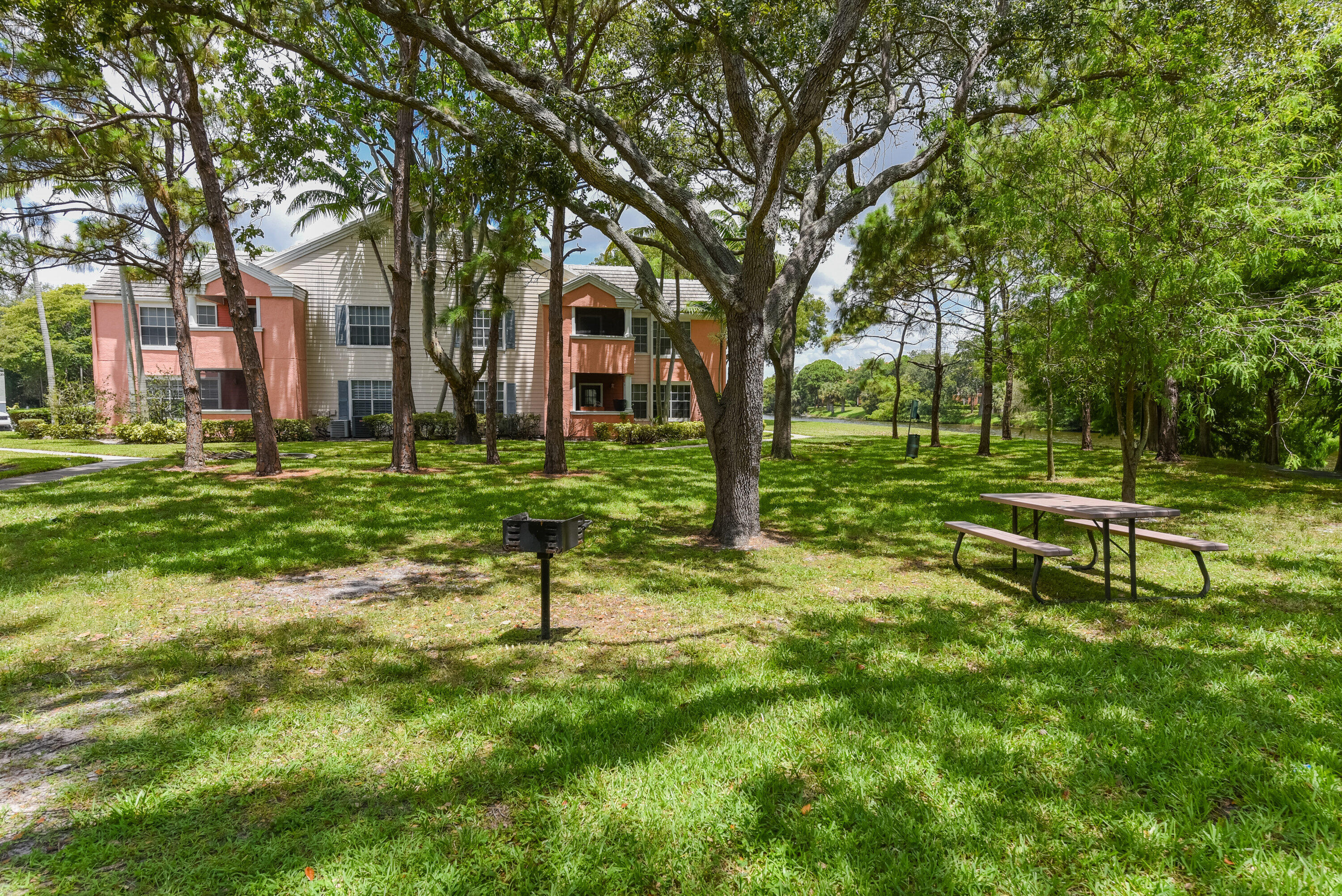 1345 Crystal Way, Unit G Delray Beach, FL 33444 - Photo 24 of 31 1345 Crystal Way Apt G Delray-print-023-