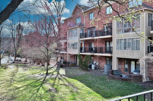 $4,500 | 35 Mews Lane, South Orange, NJ 07079