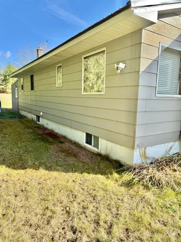 $179,900 | 612 Lake Shore Road, Madawaska, ME 04773