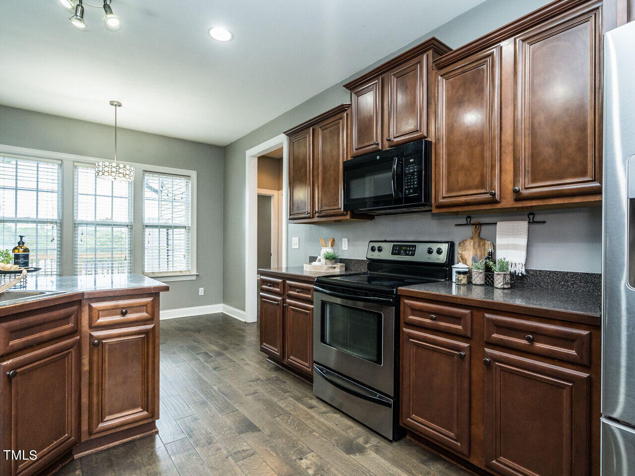 855 White Memorial Church Road Willow Spring, NC 27592 - Photo 15 of 34 013-1280x960-kitchen