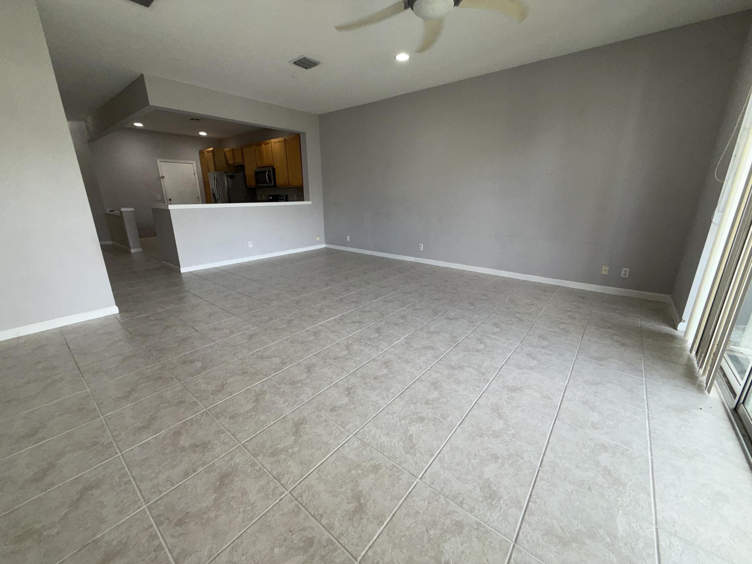 1083 Woodfield Road, Unit 1083 Greenacres, FL 33415 - Photo 12 of 23 IMG_9948