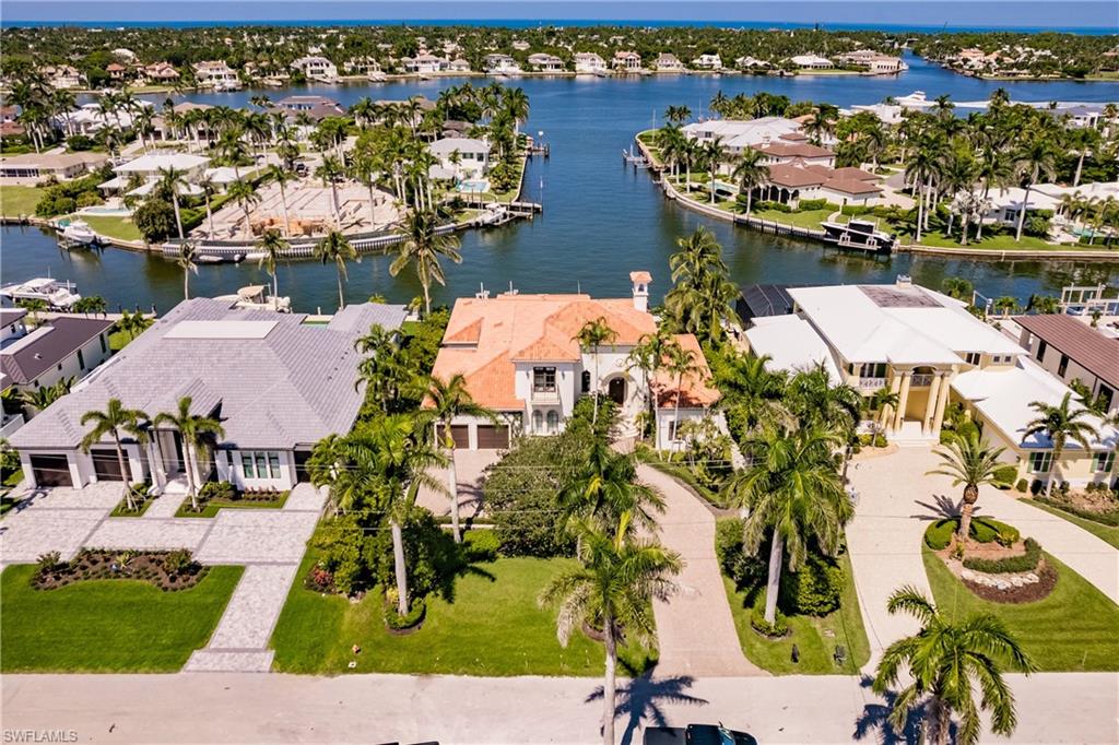 2450 Tarpon Road Naples, FL 34102 - Photo 5 of 26