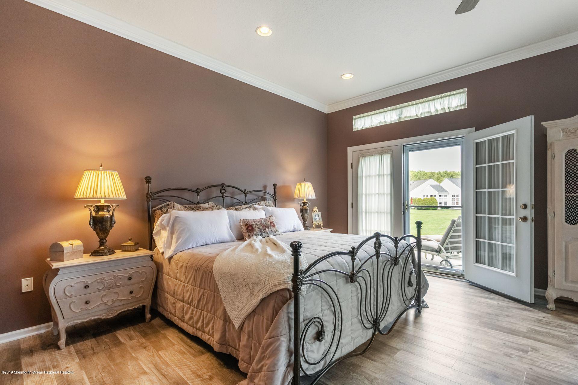 1518 Rabbit Run Manasquan, NJ 08736 - Photo 11 of 19 16