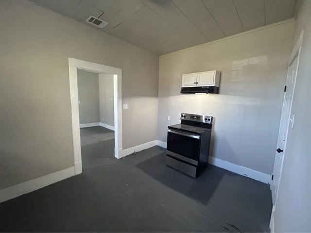 $1,500 | 1710 West 15th Street, Port Arthur, TX 77640